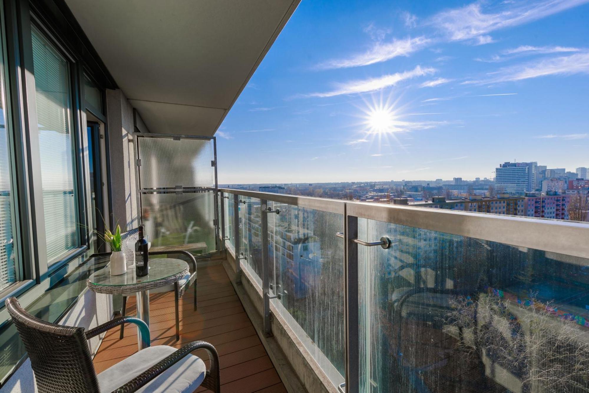 Sunny Apartment With Amazing Terrace On The 13Th Floor Near City Center Bratislava Dış mekan fotoğraf